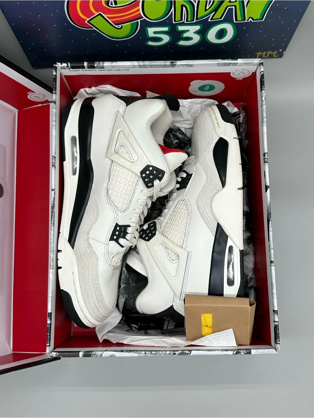 Jordan 4 ‘Flight Club’